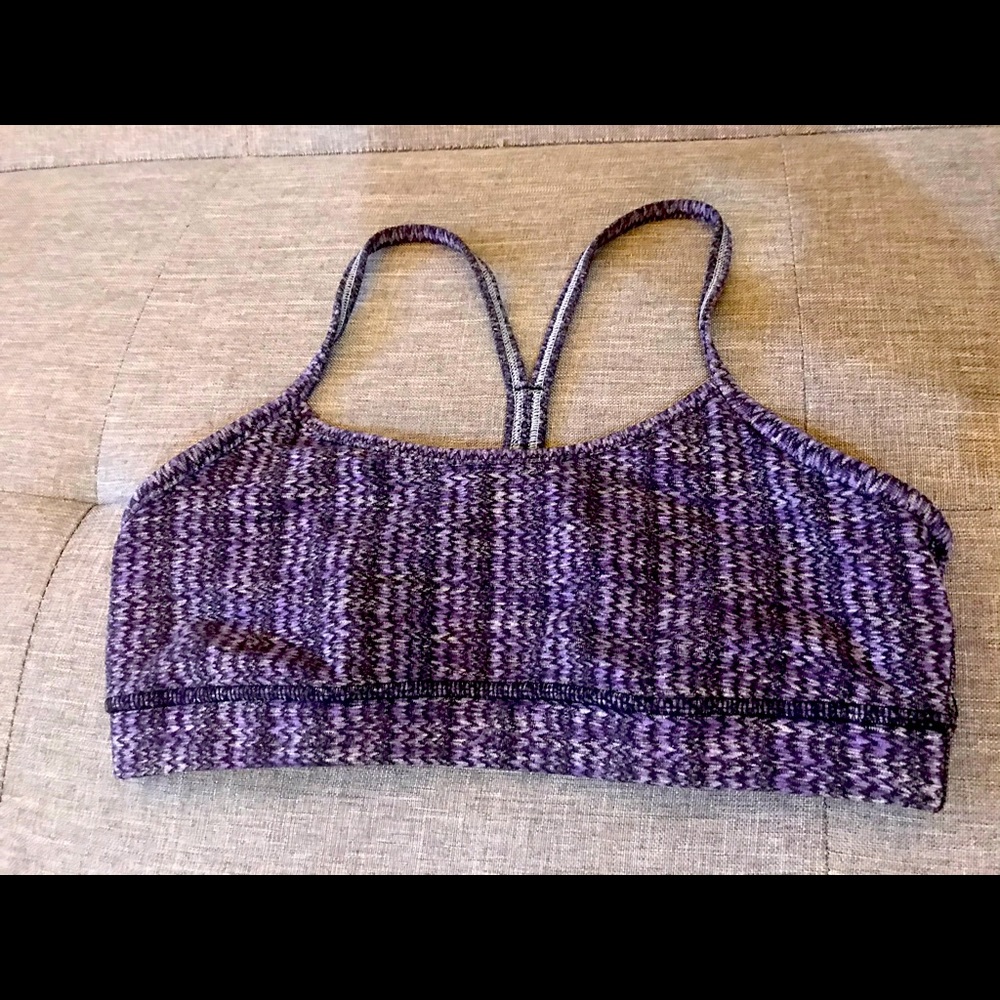 Lululemon Flow Y Sports Bra size 6